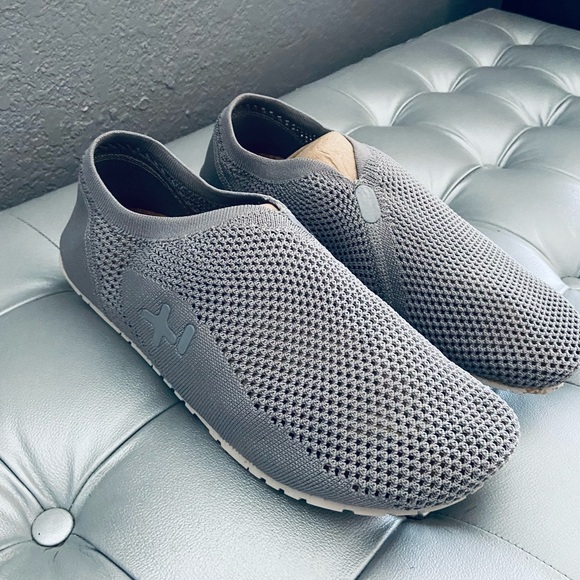 NEW! OTZ Shoes Griffin Gray Mesh Knit Espadrilles w/ Cork Insole Slip-on - Picture 1 of 7